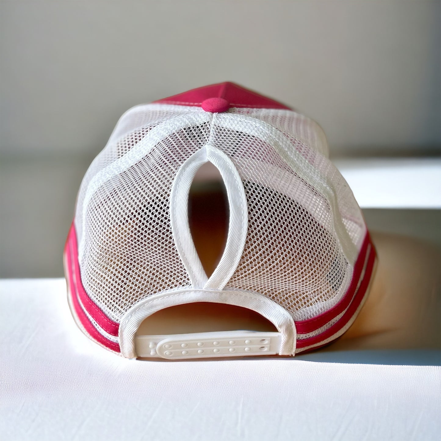 Women’s pink trucker cap