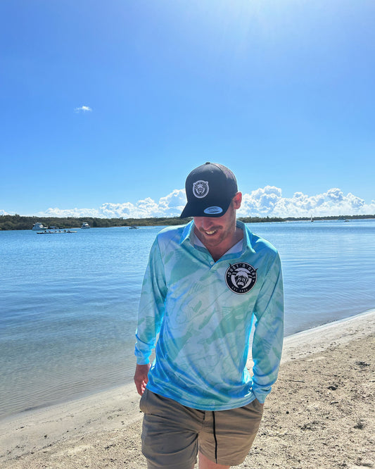 Long sleeve sports shirt
