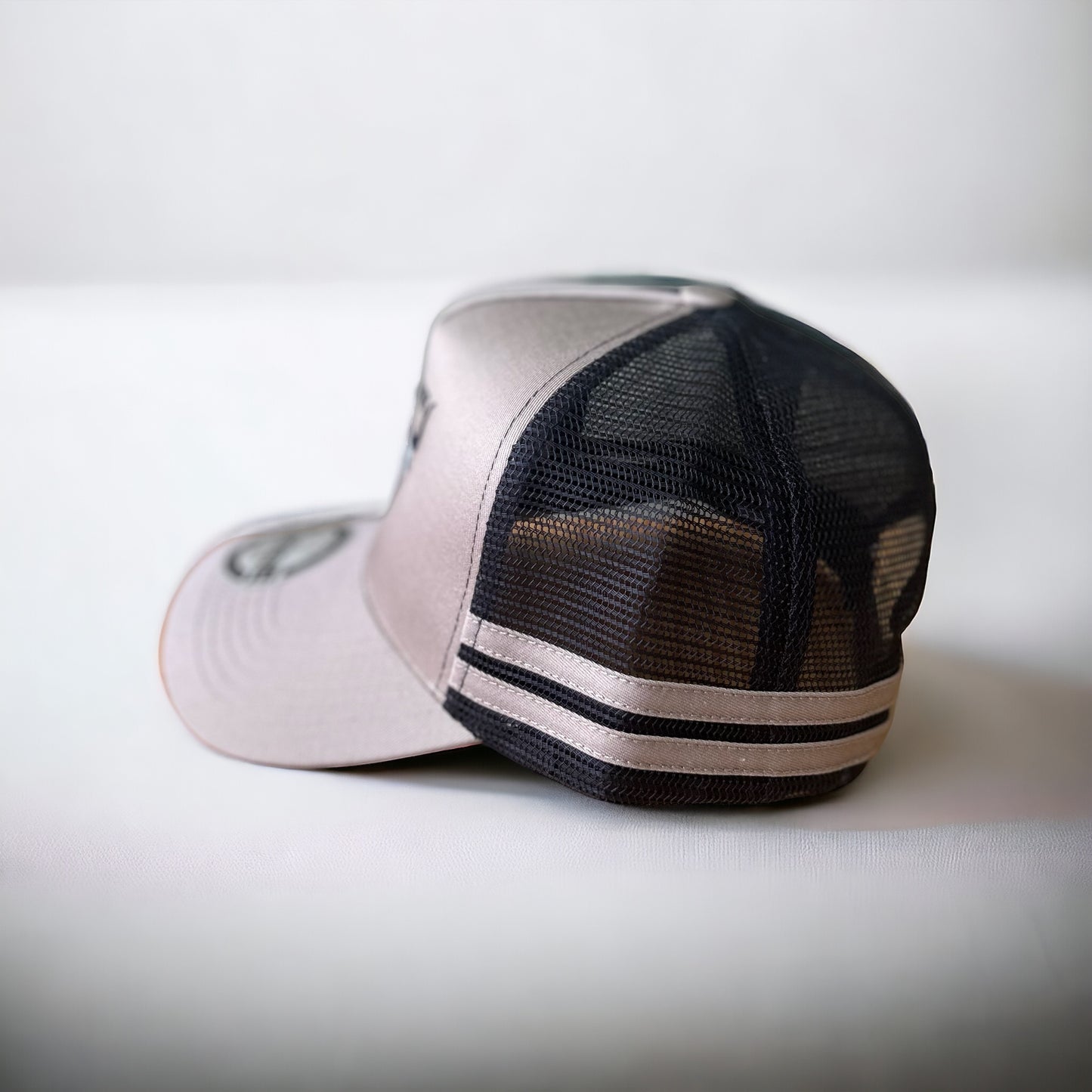 DUSTY Men’s trucker cap